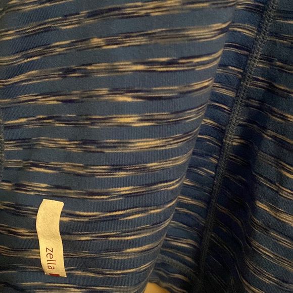 ZELLA Womens Activewear Light Blue Full Zip  Lightweight Track Jacket Medium - Picture 5 of 12